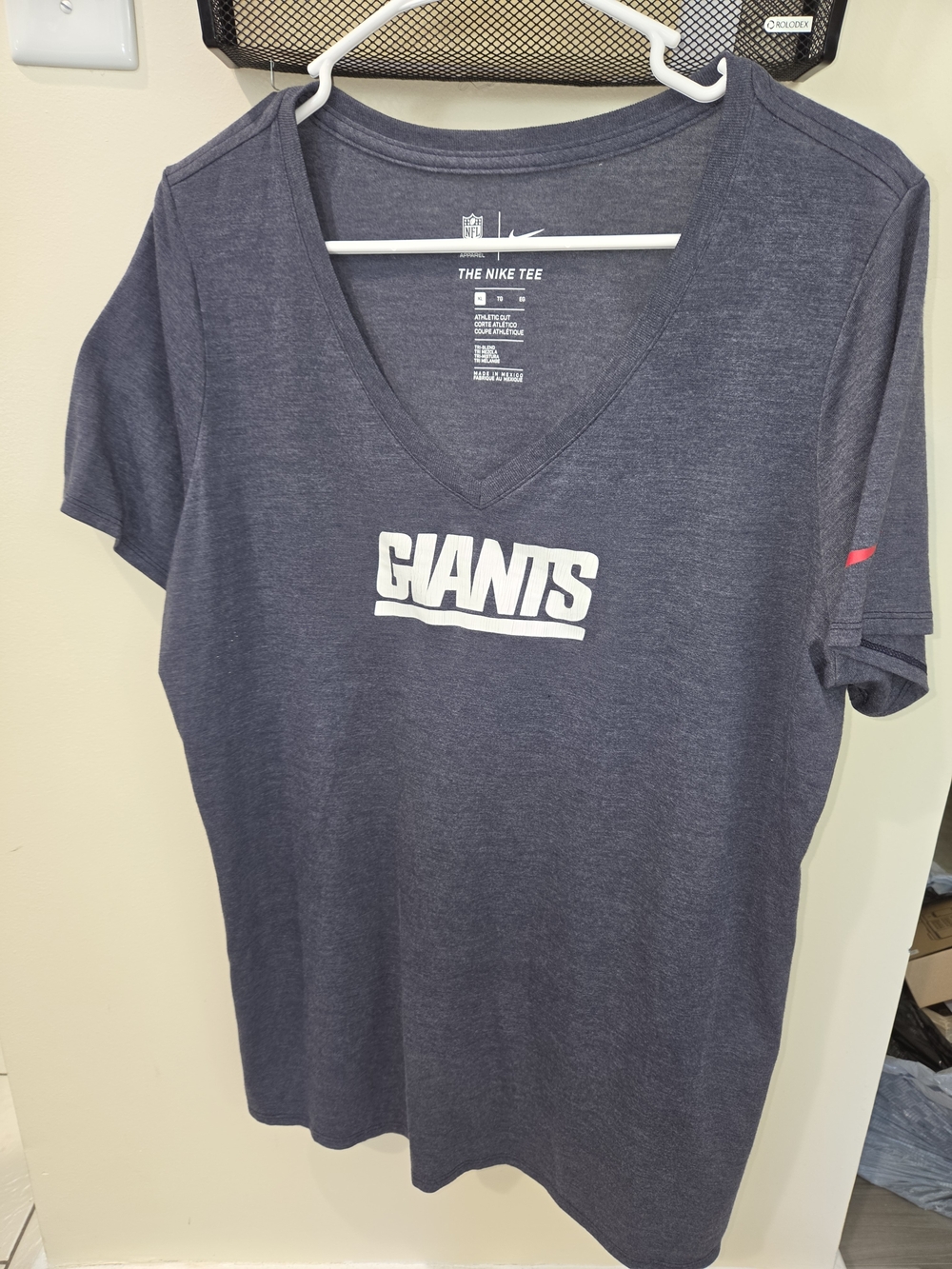 Nike Men's Giants V-Neck T-Shirt - Navy